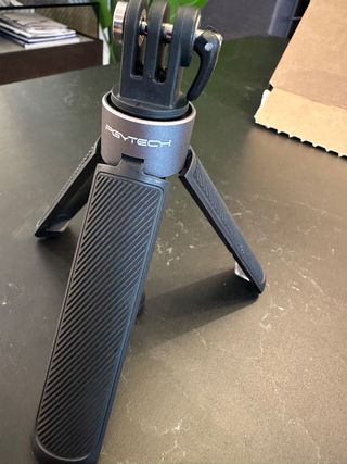 Trípode compatible con GoPro