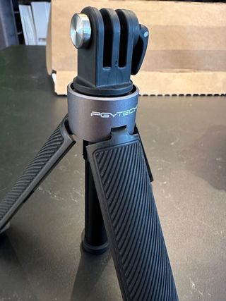Trípode compatible con GoPro