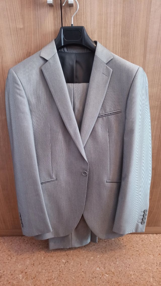 Traje ceremonia hombre en gris plata talla 38-40