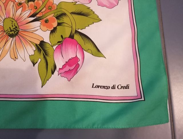 Foulard firmato "Lorenzo di Credi" made in Italy