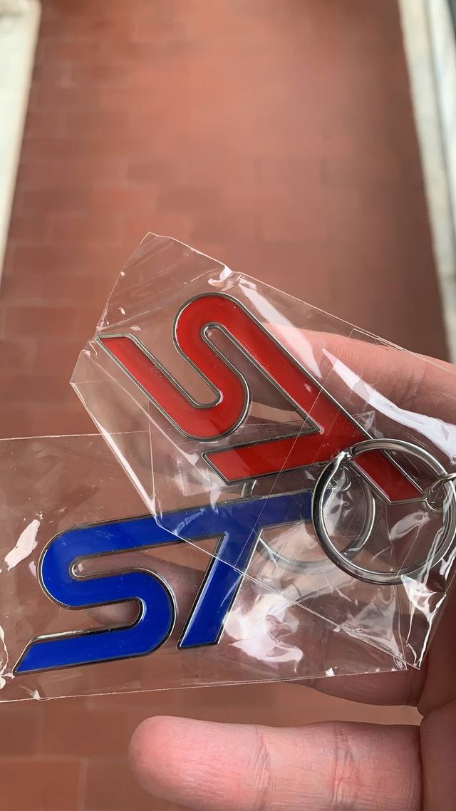 Portachiavi Ford STLINE 2025 Rosso/Blu