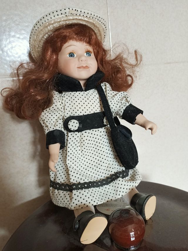 bambola porcellana vintage