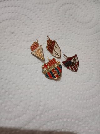 Lote Insignias Antiguas Futbol 