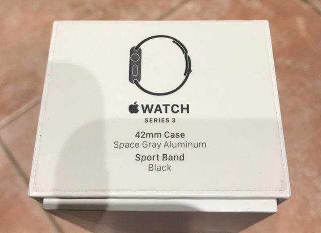 Apple Watch Series 3 GPS y soporte de carga