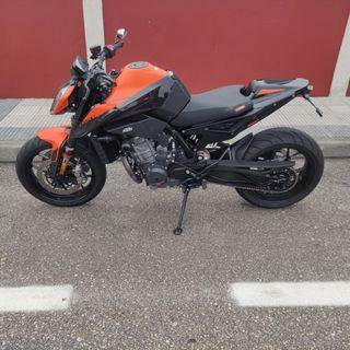 ktm duke 890L