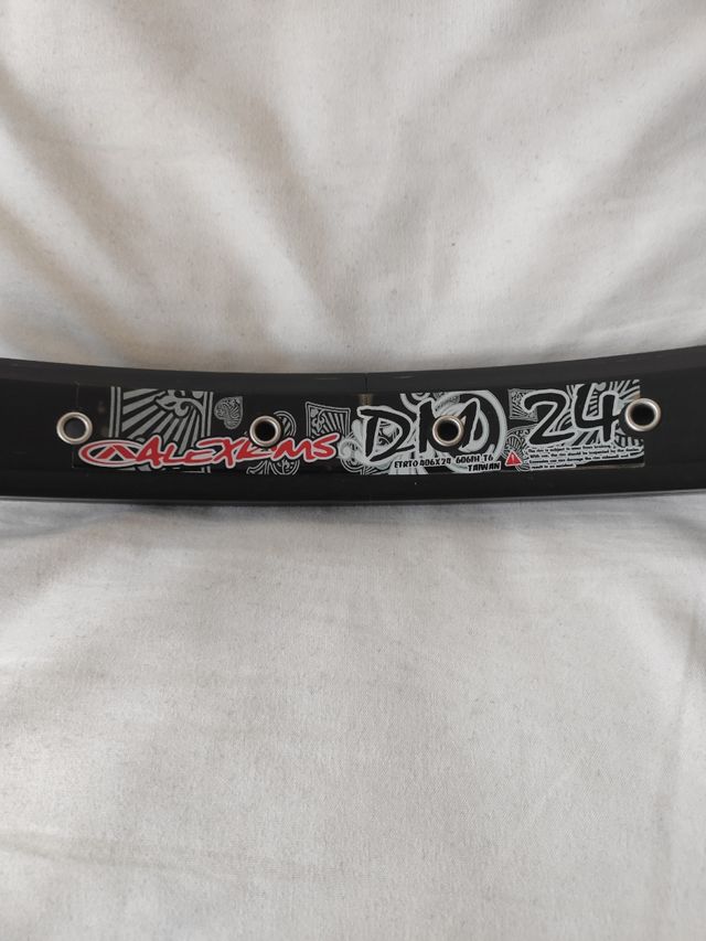 LLANTA BICICLETA 20 PULGADAS