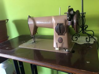 Máquina de coser SINGER