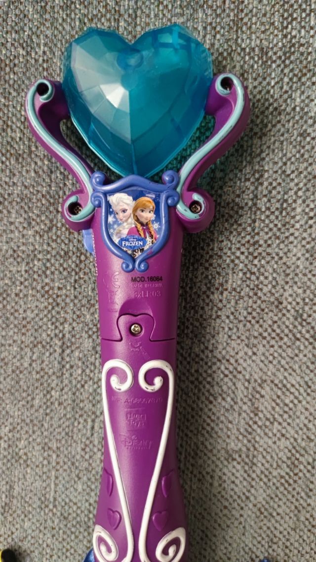 micro y bolso Frozen