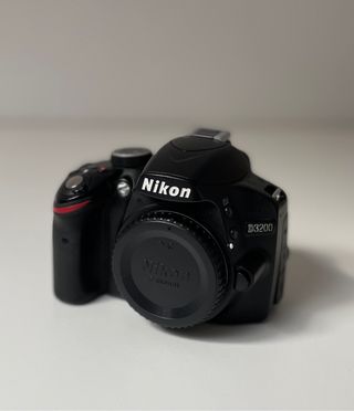 superPACK Cámara NIKON D3200 + TAMRON 18-200 + ACC