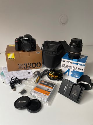 superPACK Cámara NIKON D3200 + TAMRON 18-200 + ACC