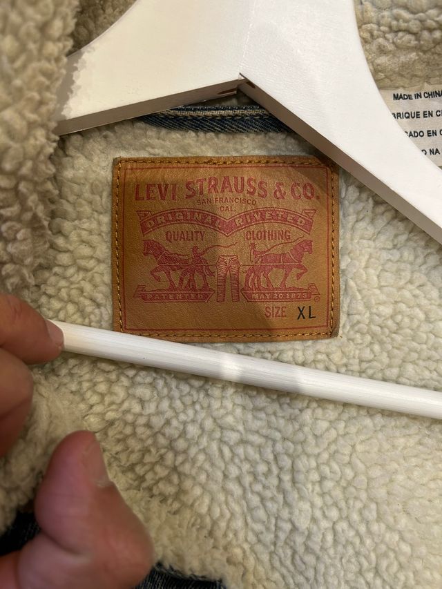 Cazadora vaquera Levis borreguillo