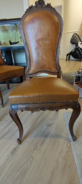 Silla vintage, madera maciza y piel