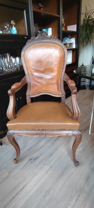 Silla vintage, madera maciza y piel