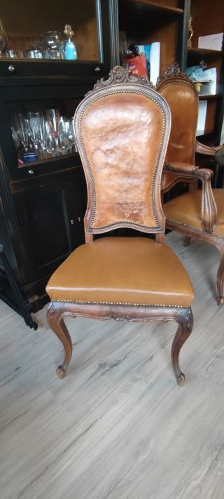 Silla vintage, madera maciza y piel