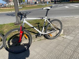 Lote 2 bicicletas de montaña