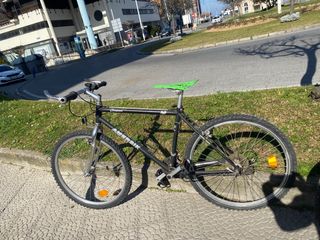 Lote 2 bicicletas de montaña