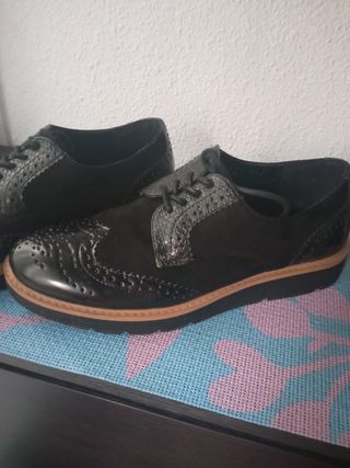 zapato negro mujer