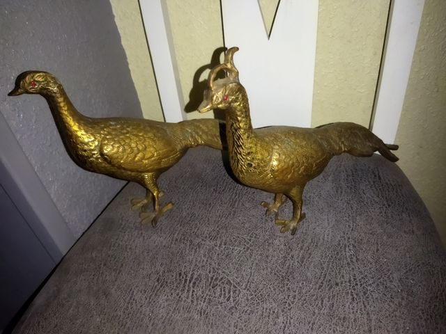 fagiani antichi grandi e pesanti in bronzo