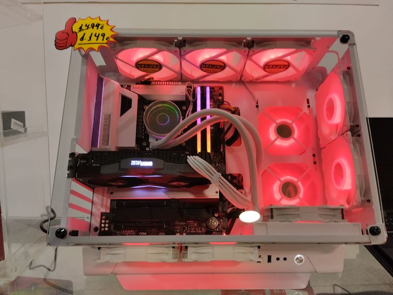 ➤ Ordenador modding de alta gama. afbeelding 6