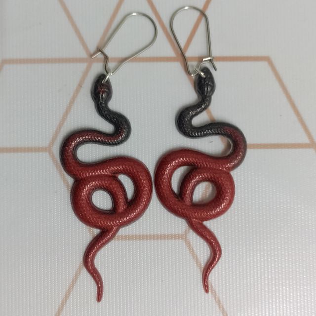 pendientes serpiente