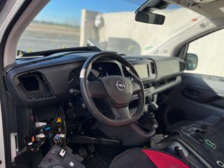 23011 DESPIECE OPEL VIVARO 1.5 CDTI 2020