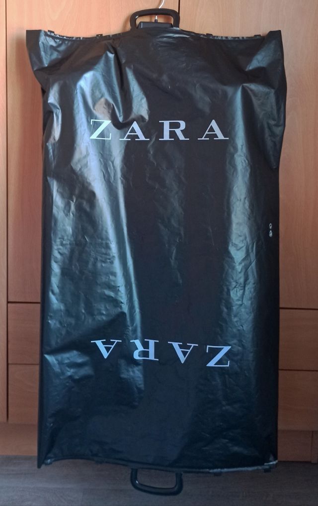 Traje de Zara - Nuevo
