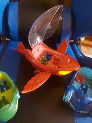 naves coches de  juguetes dibujos pijamas