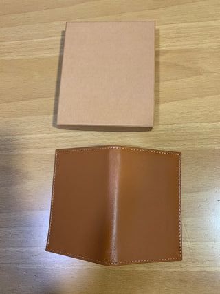 Cartera carnet y portadocumentos. De piel