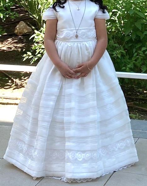 Vestido Comunión y cancán