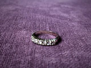 SORTIJA DE ORO CON 6 DIAMANTES