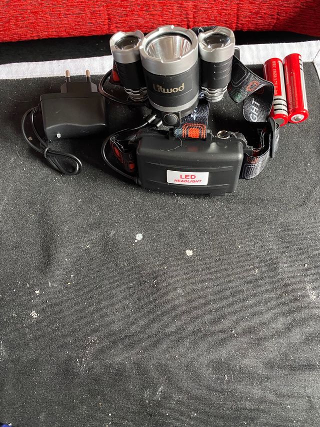 Bombillo de tres focos de led