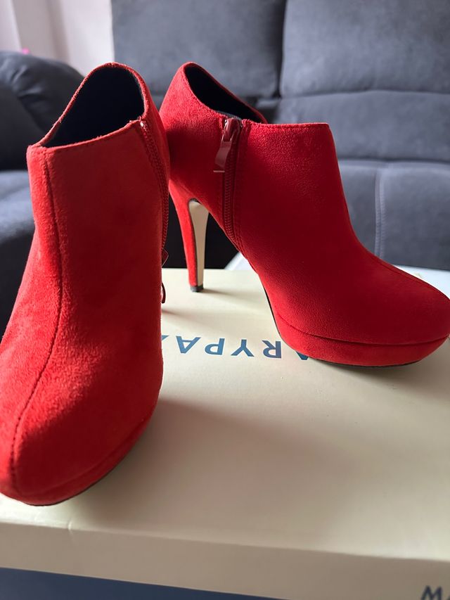 Zapatos plataforma rojos ante 