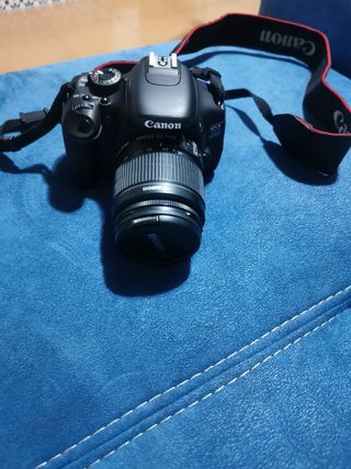 Cámara fotográfica CANON EOS 600D
