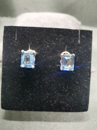 Pendientes de Oro 18 Kt y Topacios.