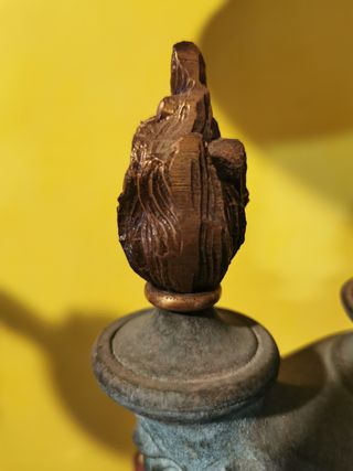 Lampara sobremesa de bronce y latón Mariner 85 cm