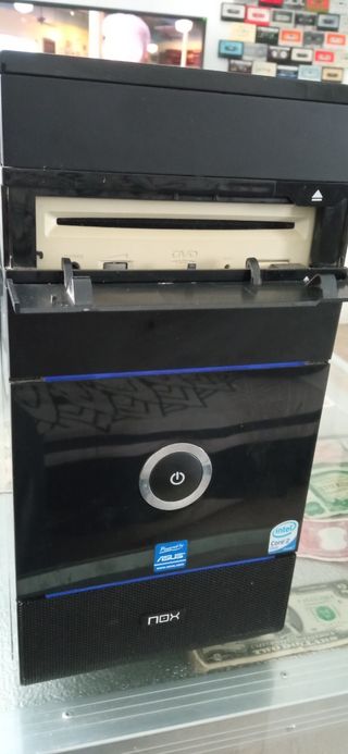 Caja midtower para pc marca NOX