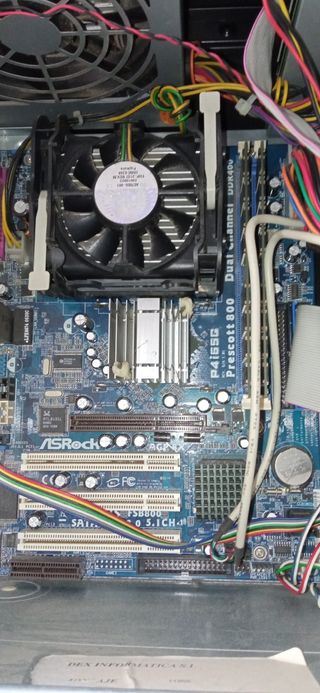 Caja midtower para pc marca NOX