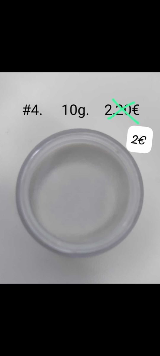 Liquidación por cierre! Productos para tus uñas.