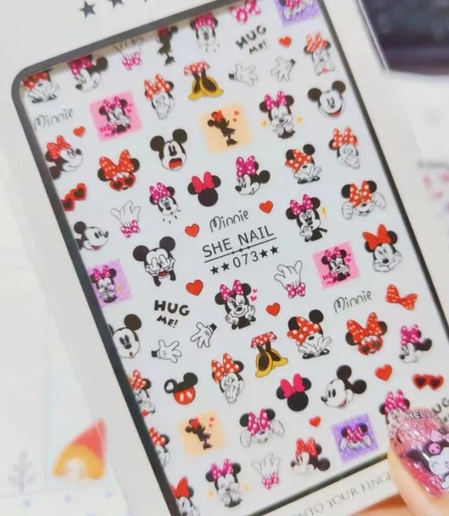 pegatinas 3D para uñas. Todo Disney!