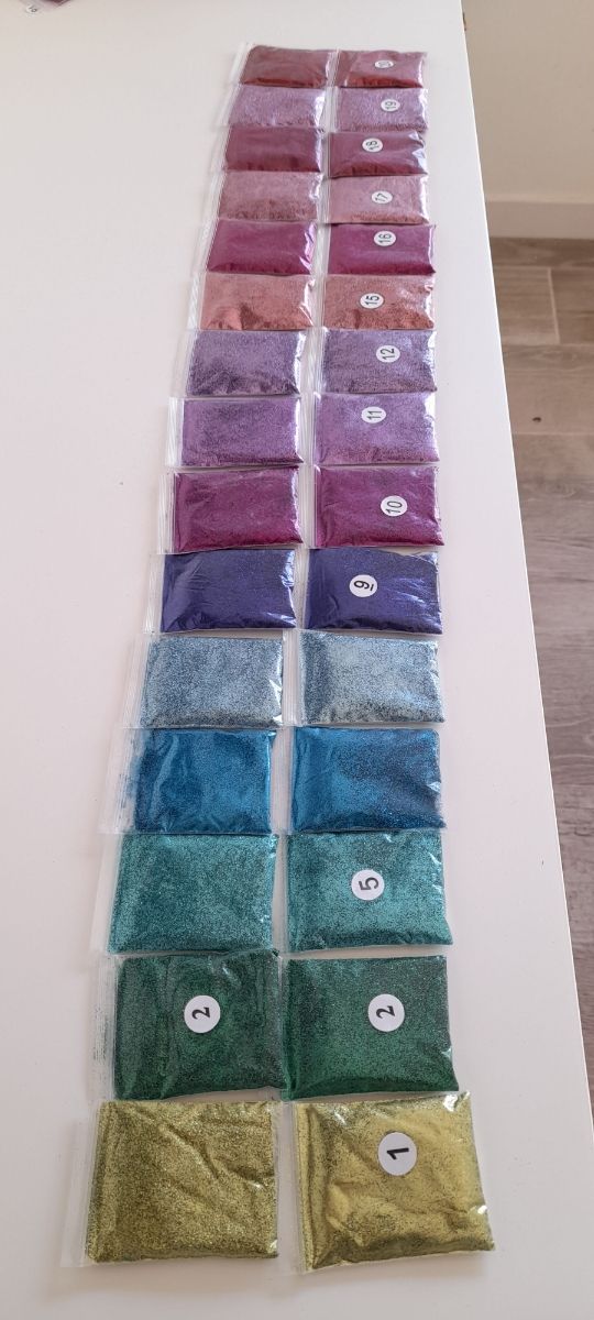 LIQUIDACIÓN POR CIERRA. TODO para tus uñas