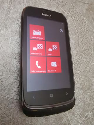 NOKIA LUMIA 610