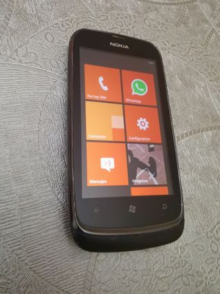 NOKIA LUMIA 610