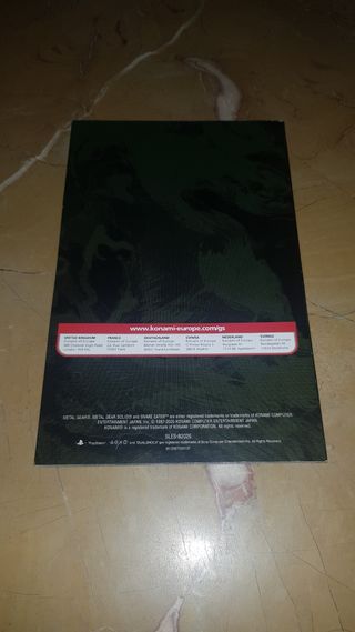 PS2  /  METAL GEAR 3 SNAKE EATER  \  BUEN ESTADO