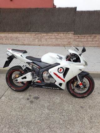 Honda cbr 600rr