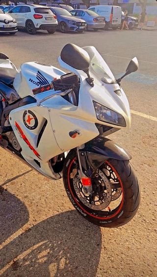 Honda cbr 600rr