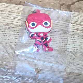 5 Portachiavi DC + 4 Matite DC + 2 Pupazzetti DC