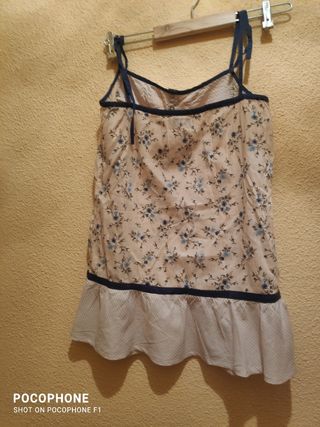 Dos blusas  blusones tirantes y M y L, pocos usos