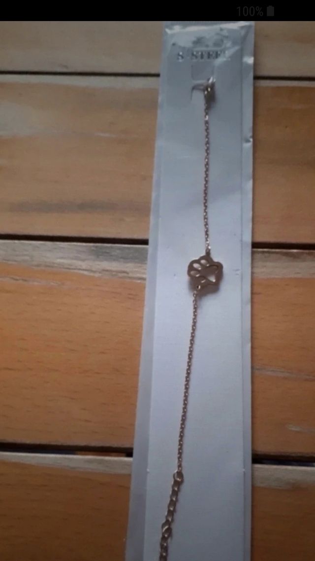 Bracciale color oro rosa.  Nuovo