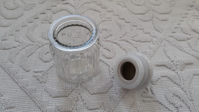 Barattolo con coperchio a cuore