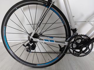 Bicicleta Carretera TREK MADONE 2.1